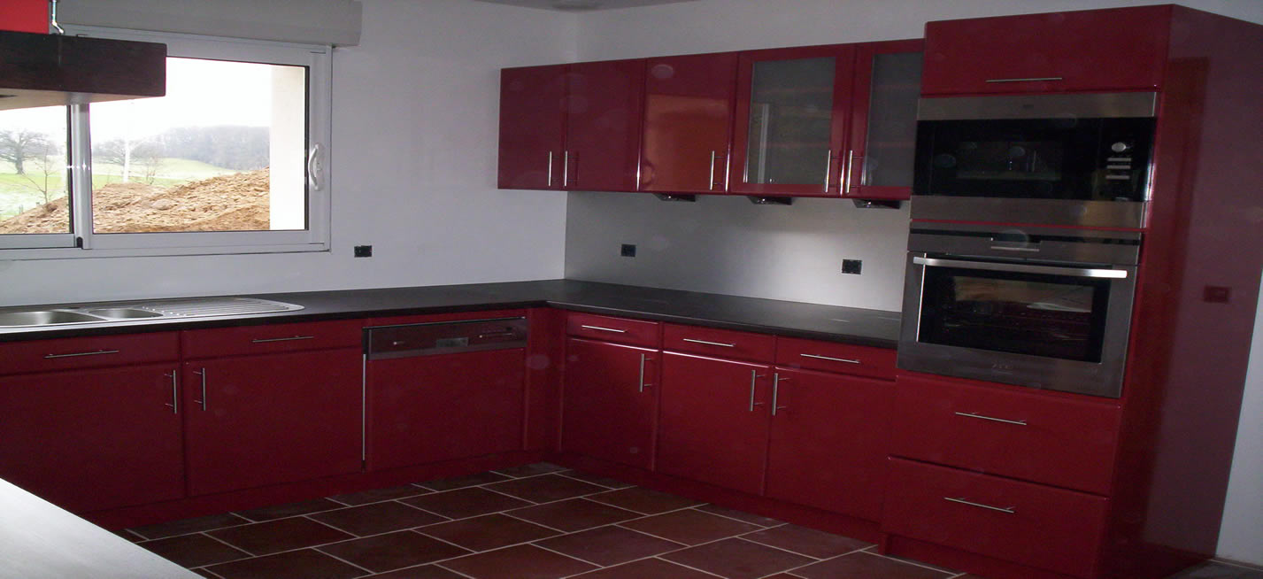 Cuisine rouge et noir ikea: cuisine rouge idee deco meuble et ...